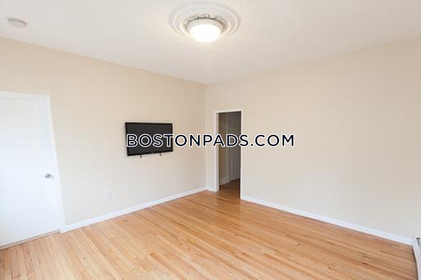 BOSTON - EAST BOSTON - JEFFRIES POINT - 3 Beds, 1 Bath - Image 9