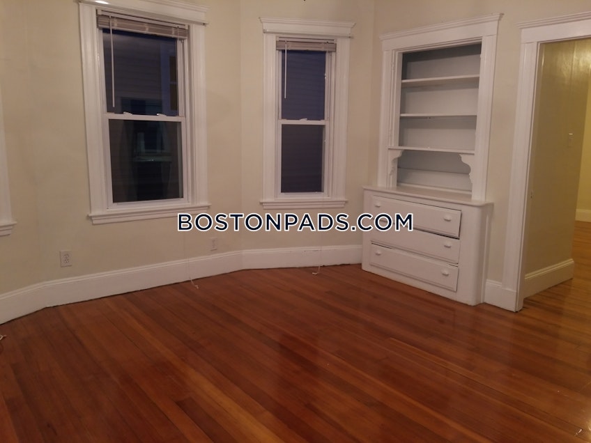 Somerville - $3,450+ /month