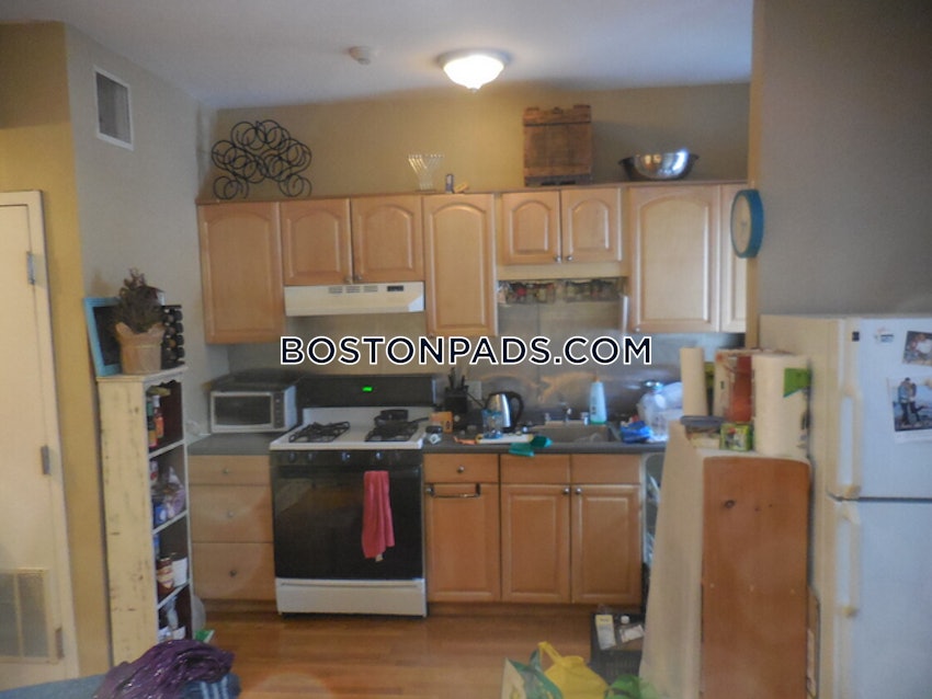 BOSTON - ALLSTON - 1 Bed, 1 Bath - Image 6