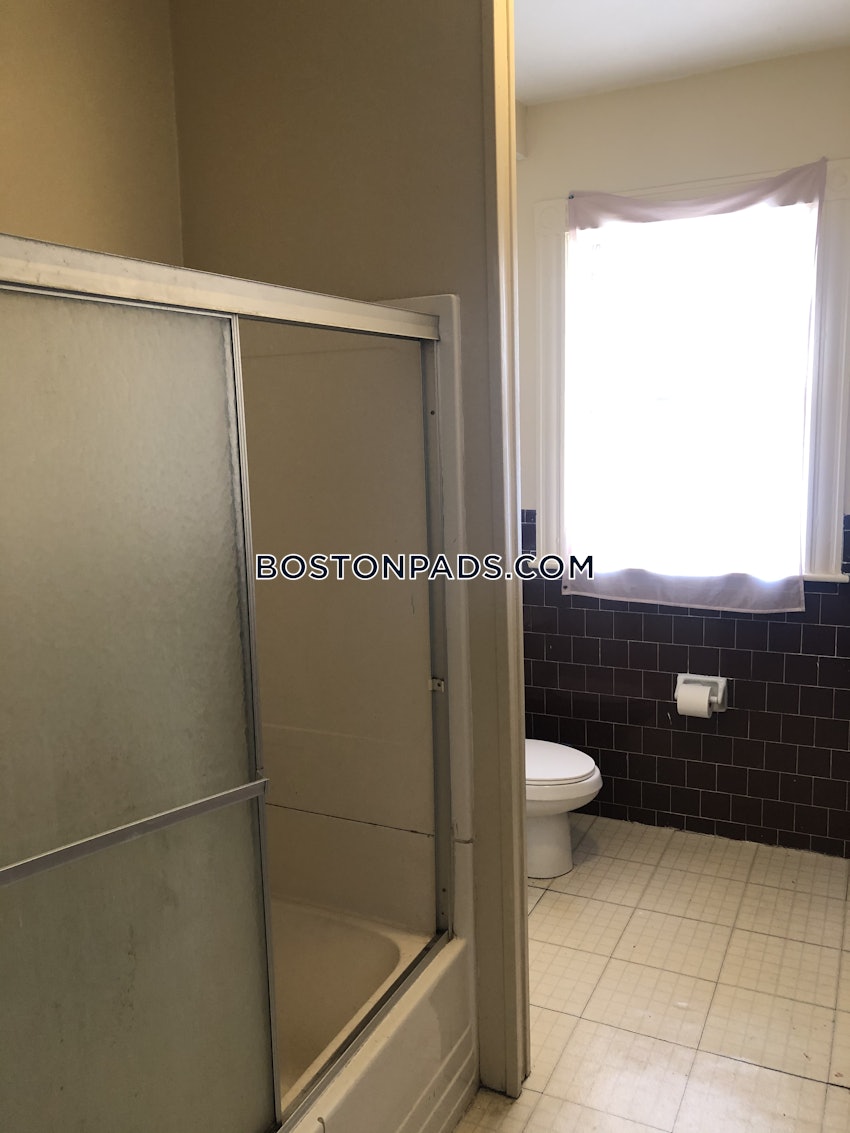 BOSTON - ALLSTON/BRIGHTON BORDER - 4 Beds, 2 Baths - Image 24