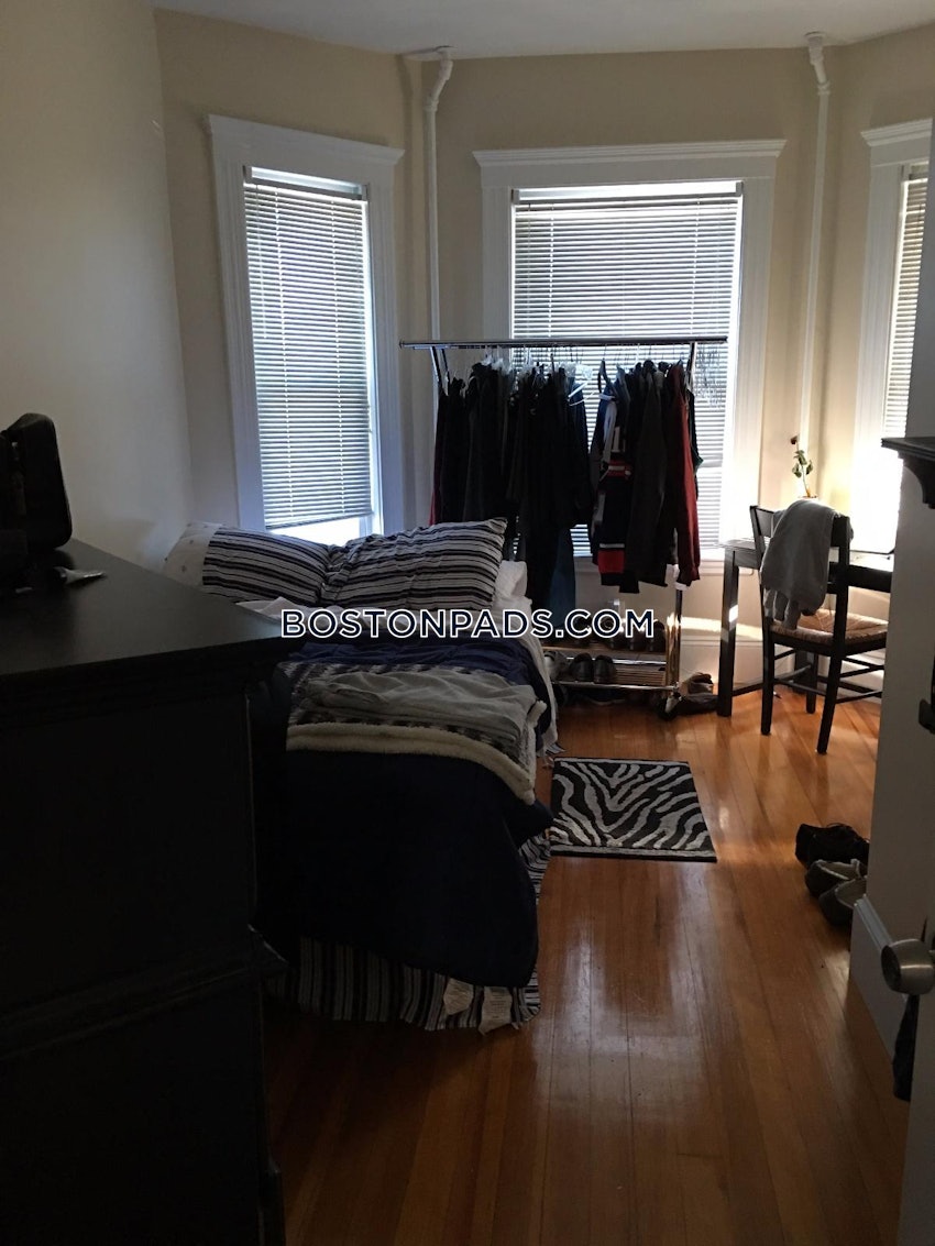 BOSTON - EAST BOSTON - ORIENT HEIGHTS - 4 Beds, 1 Bath - Image 4