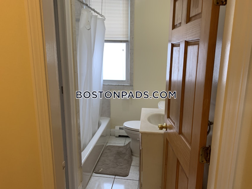 BOSTON - DORCHESTER - CENTER - 3 Beds, 1 Bath - Image 12