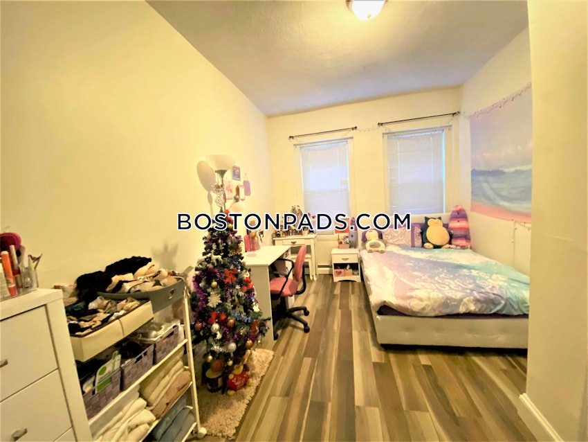 BOSTON - ALLSTON - 4 Beds, 2 Baths - Image 7