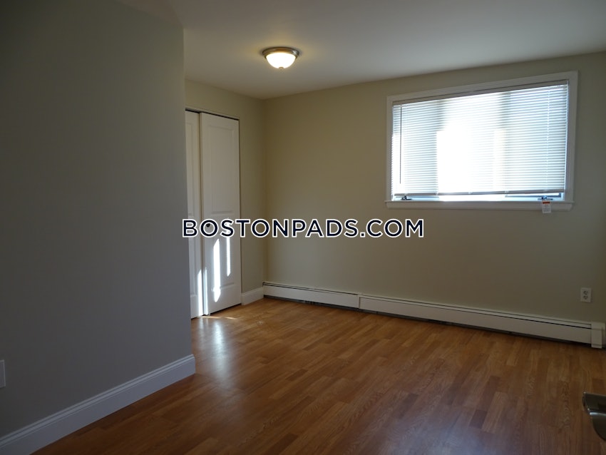 MALDEN - 1 Bed, 1 Bath - Image 5