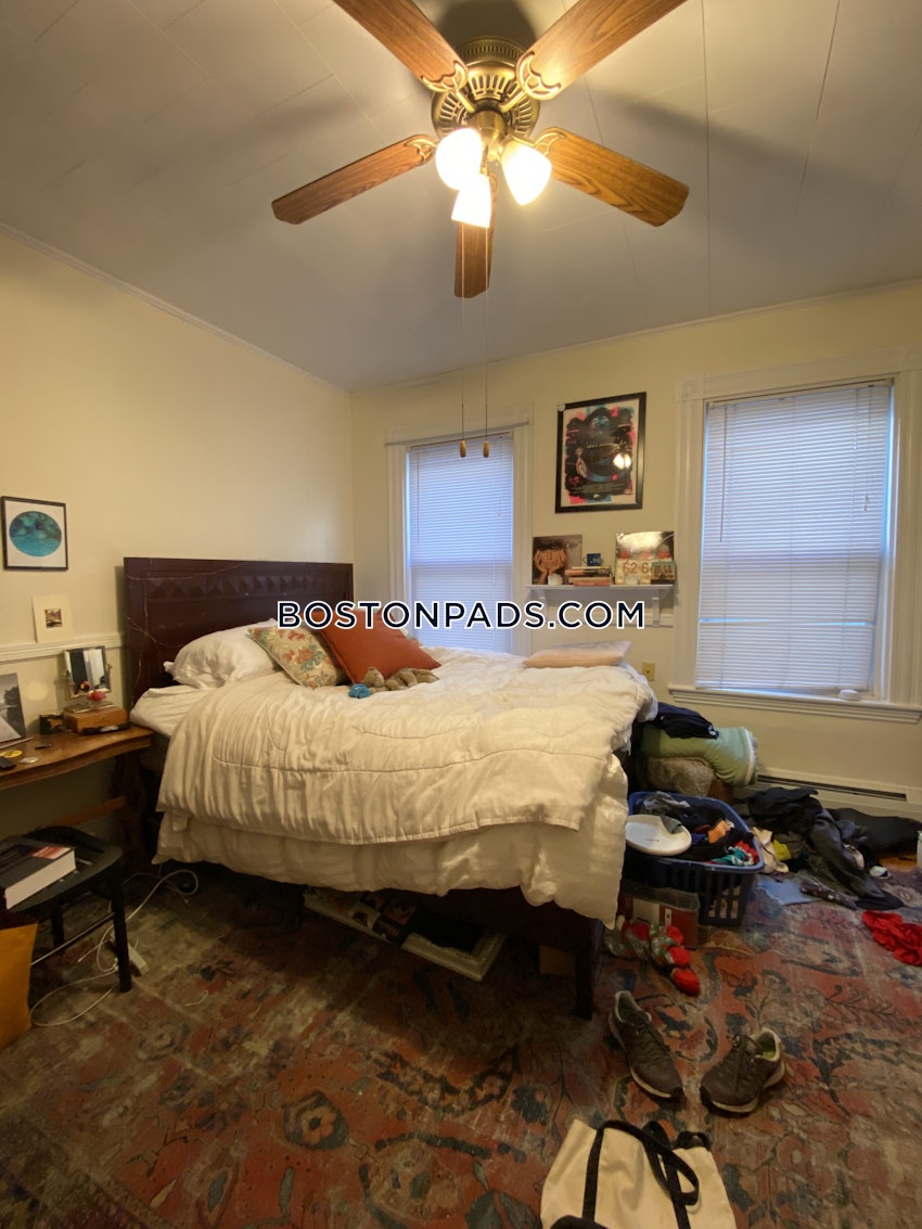 CAMBRIDGE - CENTRAL SQUARE/CAMBRIDGEPORT - 3 Beds, 1.5 Baths - Image 10