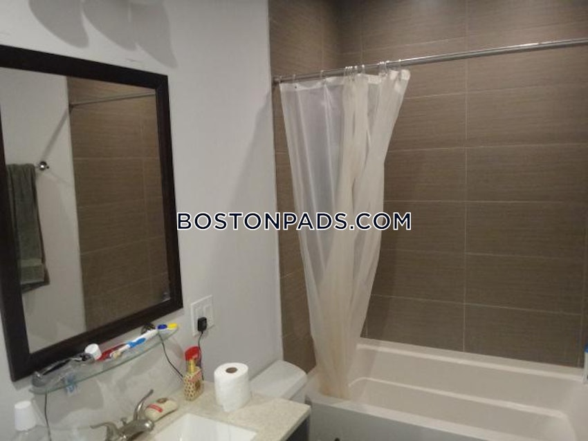 BOSTON - FORT HILL - 6 Beds, 3 Baths - Image 9