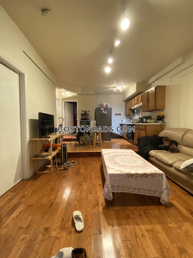 Boston - $3,985+ /mo