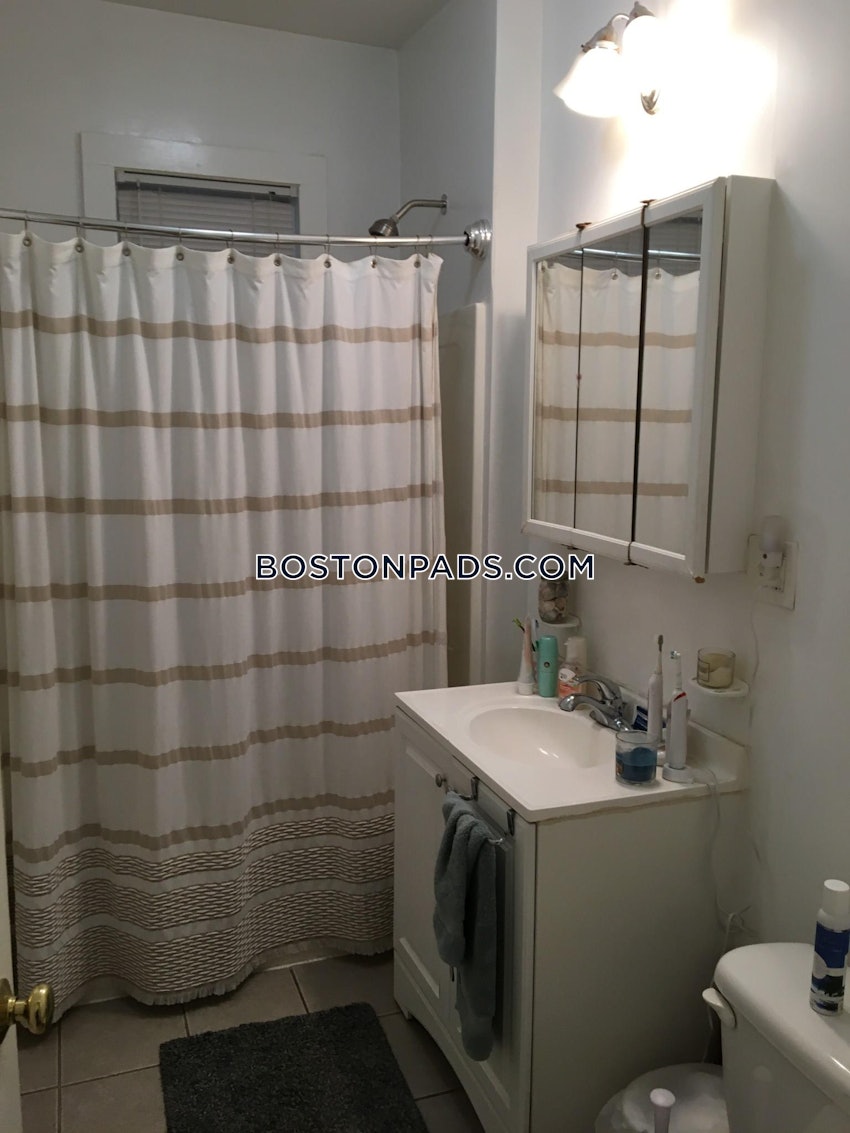 BOSTON - ALLSTON/BRIGHTON BORDER - 3 Beds, 1 Bath - Image 7