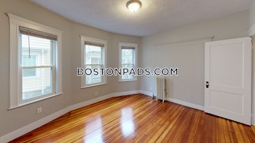 Boston - 4 Beds, 2 Baths