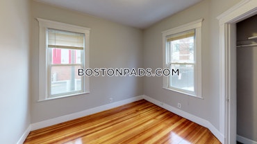 Boston - 4 Beds, 2 Baths