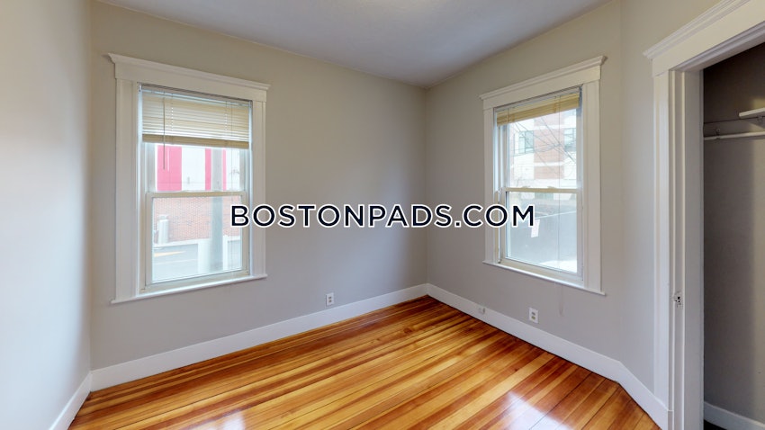 BOSTON - ALLSTON/BRIGHTON BORDER - 4 Beds, 2 Baths - Image 2