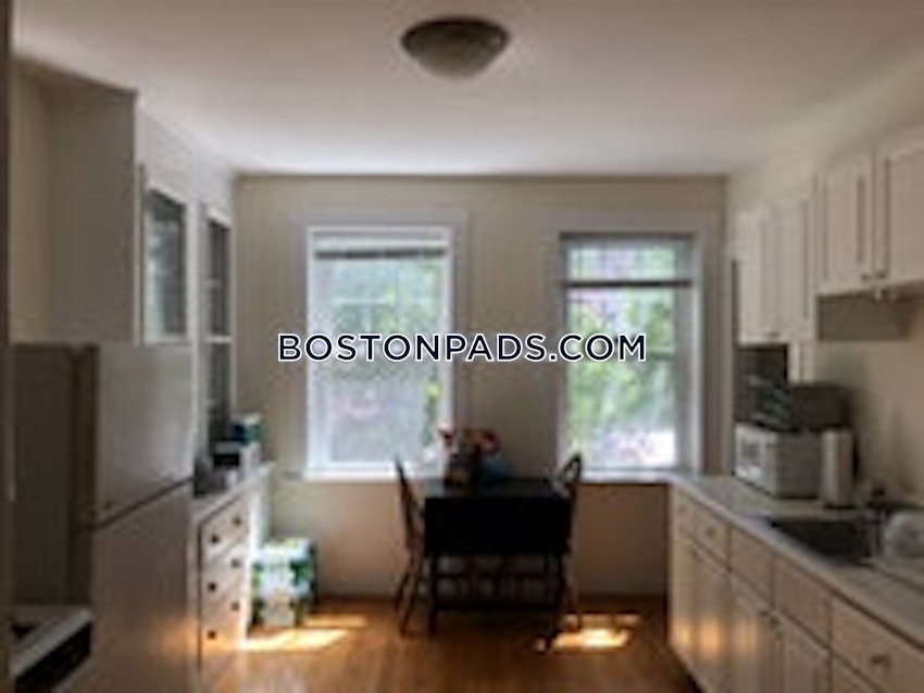 CAMBRIDGE - CENTRAL SQUARE/CAMBRIDGEPORT - 3 Beds, 1 Bath - Image 5