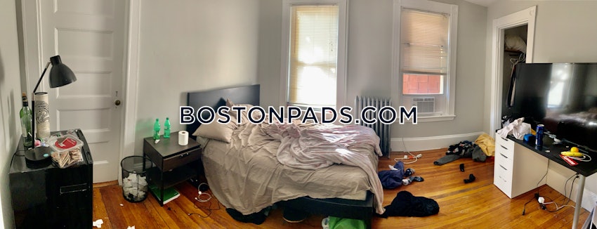 BOSTON - MISSION HILL - 4 Beds, 1 Bath - Image 12