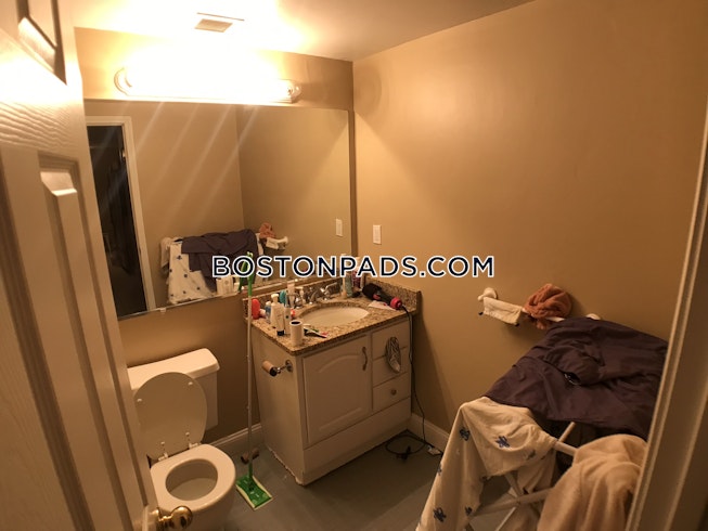 Boston - $3,880+ /mo