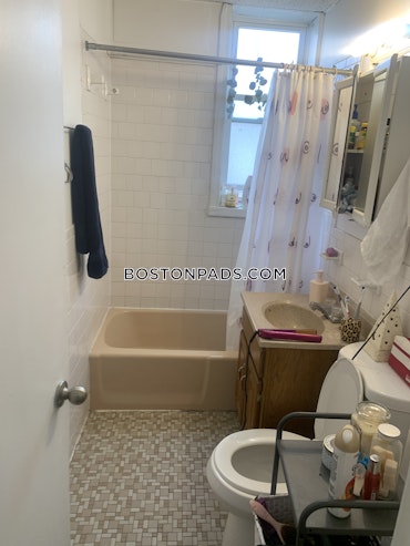 Boston - 2 Beds, 1 Baths