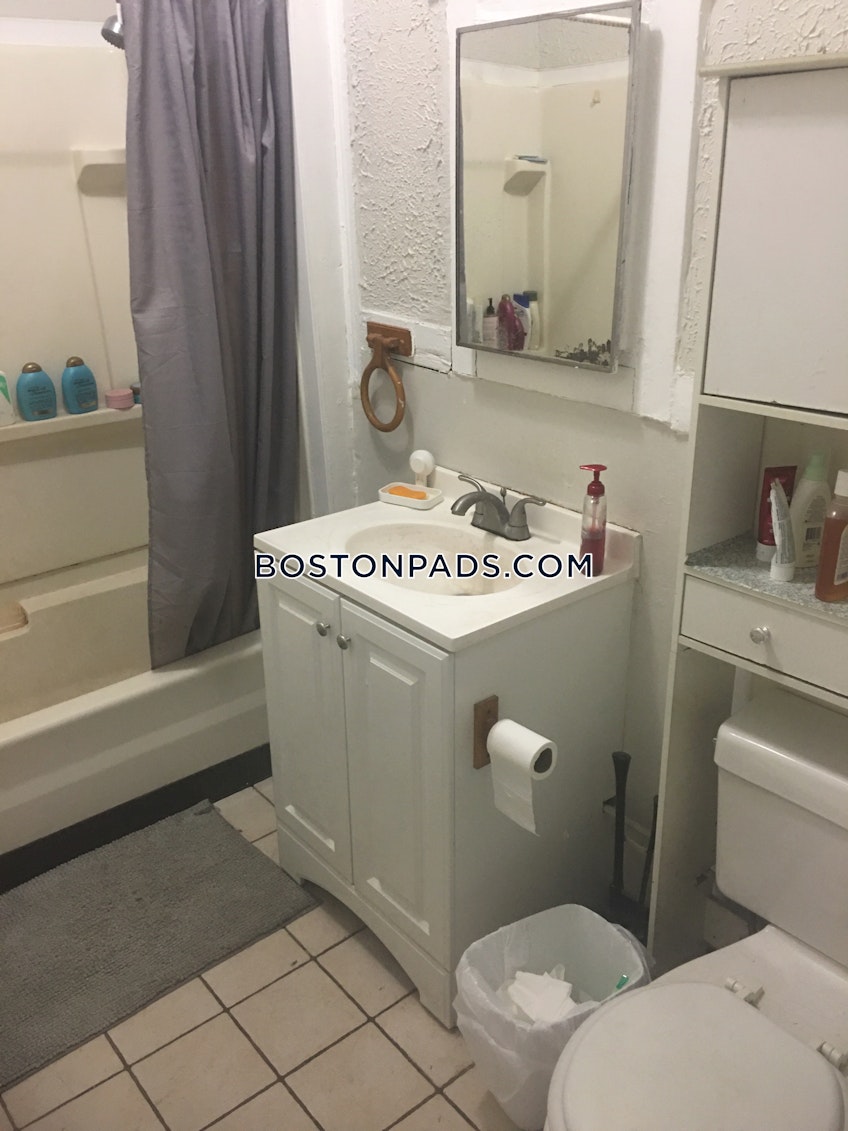 Boston - $4,200+ /month