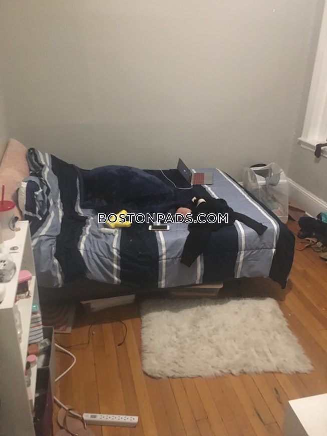 Boston - $4,800+ /mo