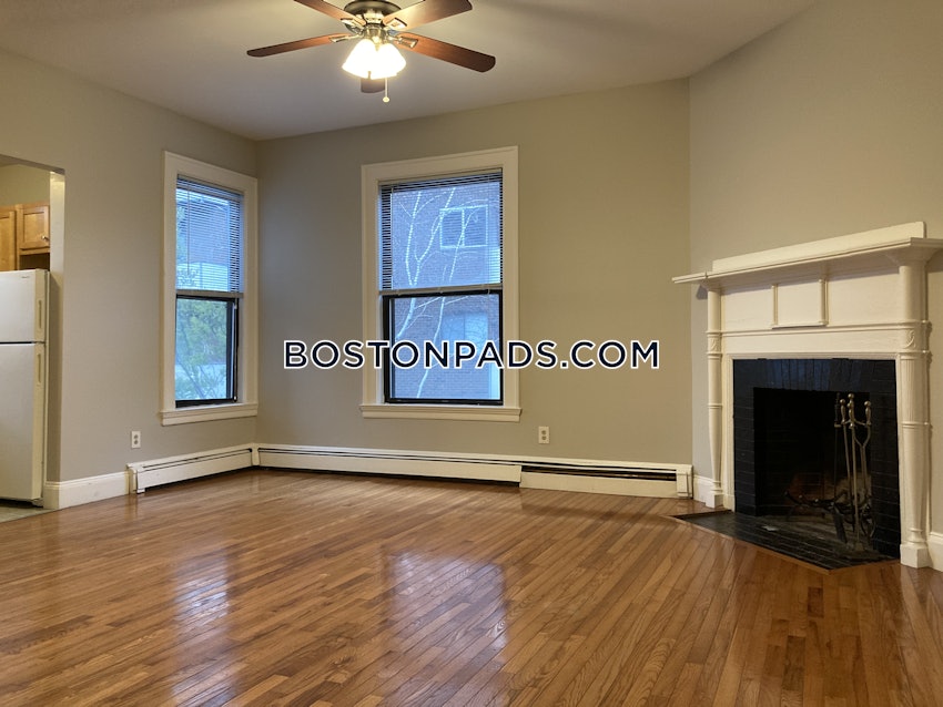 BROOKLINE- COOLIDGE CORNER - 2 Beds, 1 Bath - Image 20