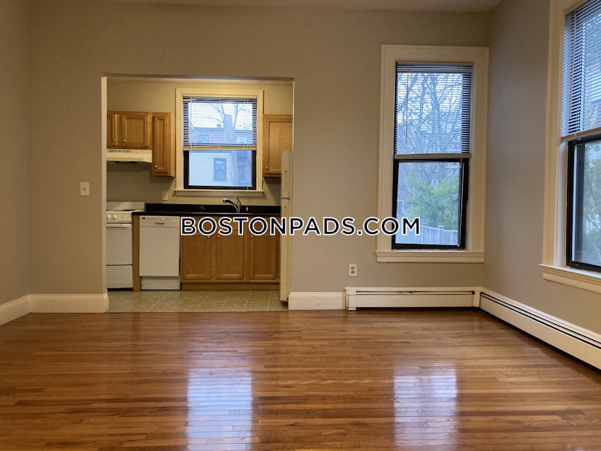 BROOKLINE- COOLIDGE CORNER - 2 Beds, 1 Bath - Image 21