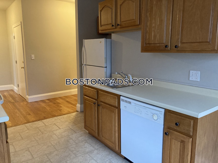 BROOKLINE- COOLIDGE CORNER - 2 Beds, 1 Bath - Image 17