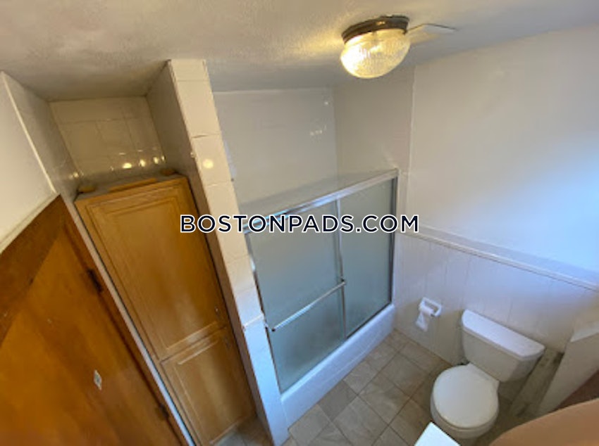 BOSTON - BRIGHTON - OAK SQUARE - 5 Beds, 1.5 Baths - Image 27
