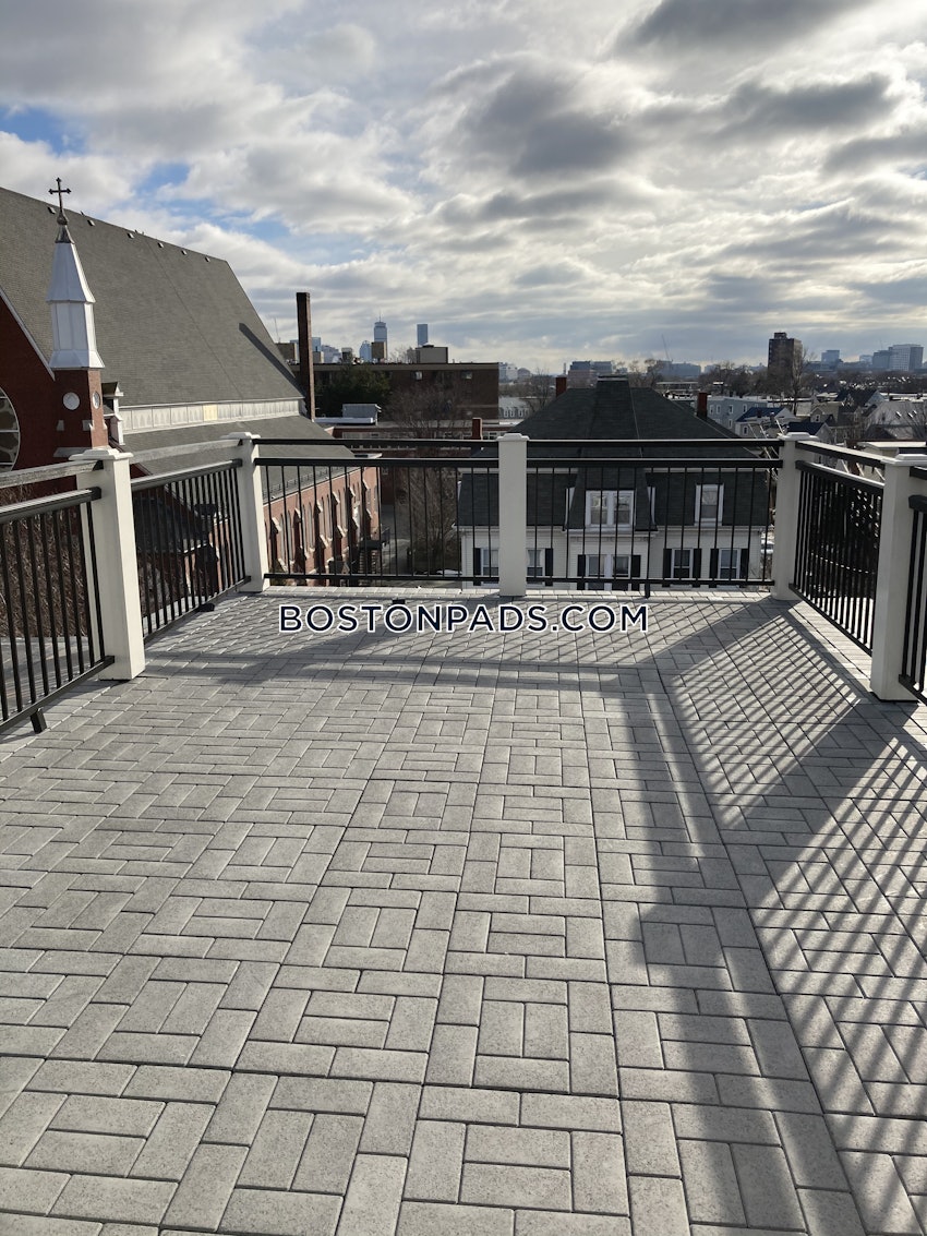 SOMERVILLE - UNION SQUARE - 2 Beds, 2.5 Baths - Image 10