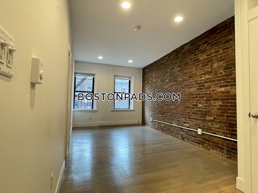 BOSTON - BEACON HILL - 2 Beds, 1 Bath - Image 4