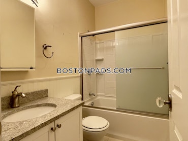 Boston - 2 Beds, 2 Baths