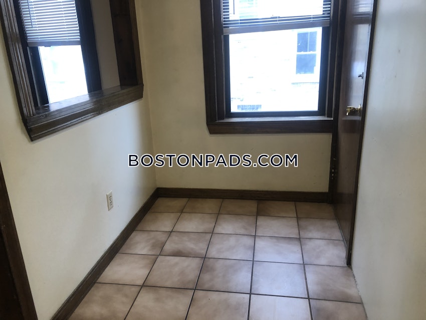 BOSTON - ALLSTON/BRIGHTON BORDER - 2 Beds, 1 Bath - Image 18