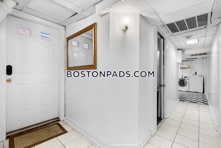 BOSTON - BACK BAY - 2 Beds, 1 Bath - Image 6