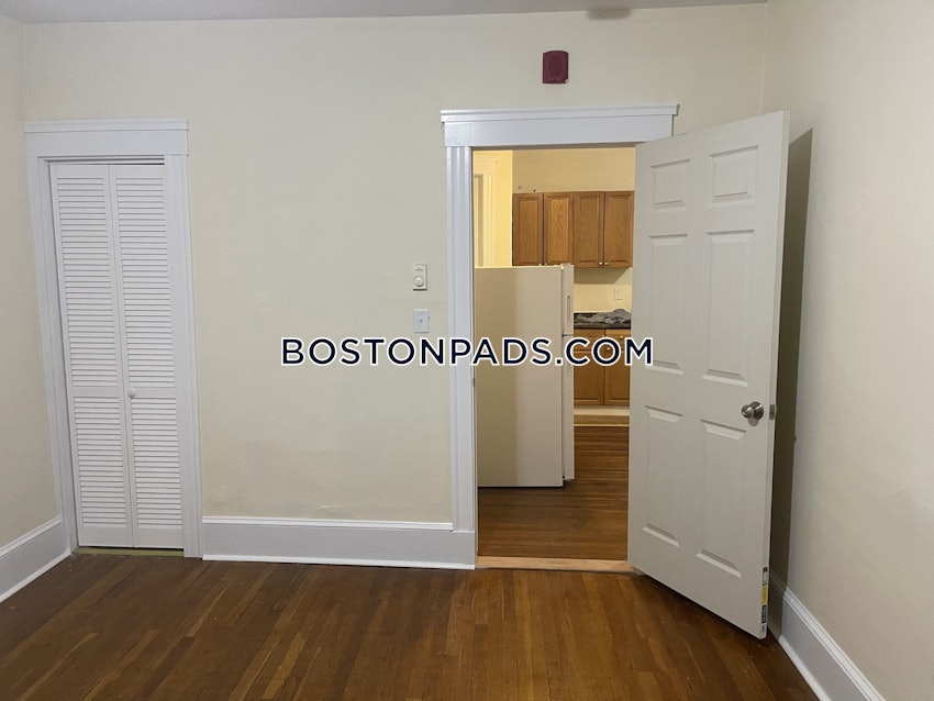 BOSTON - FENWAY/KENMORE - 2 Beds, 1 Bath - Image 5