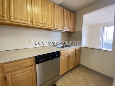 Boston - 2 Beds, 2 Baths