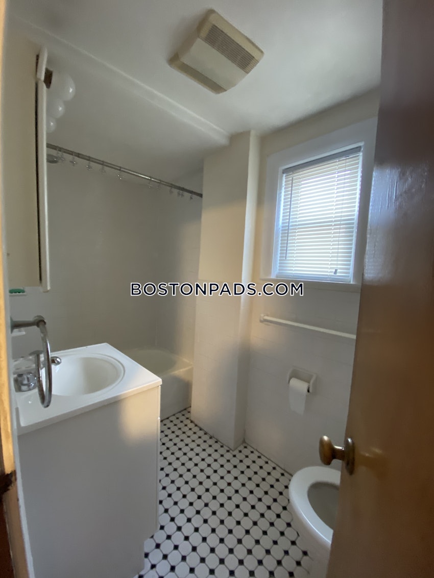 CAMBRIDGE- EAST CAMBRIDGE - 1 Bed, 1 Bath - Image 7