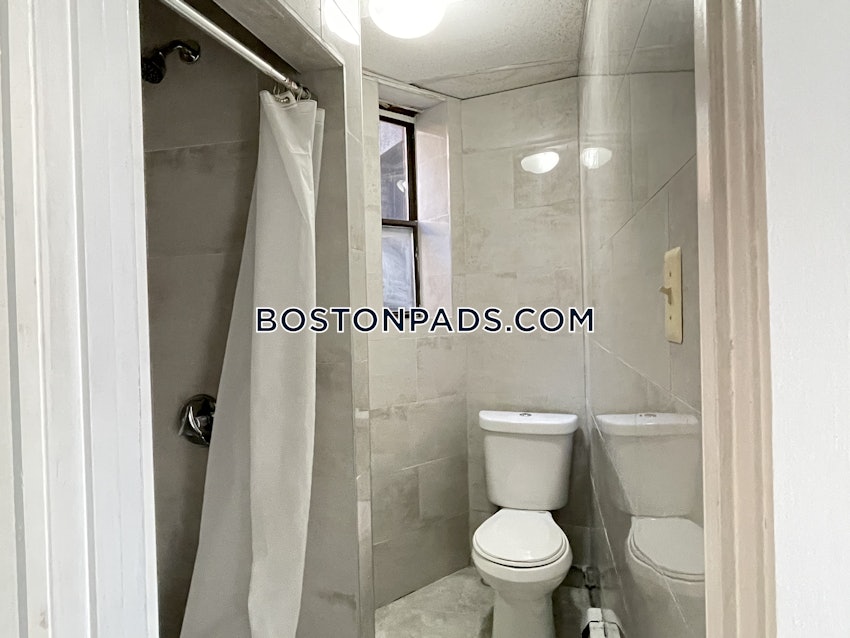 BOSTON - CHARLESTOWN - 3 Beds, 1 Bath - Image 10