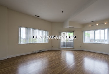 Boston - 2 Beds, 2.5 Baths