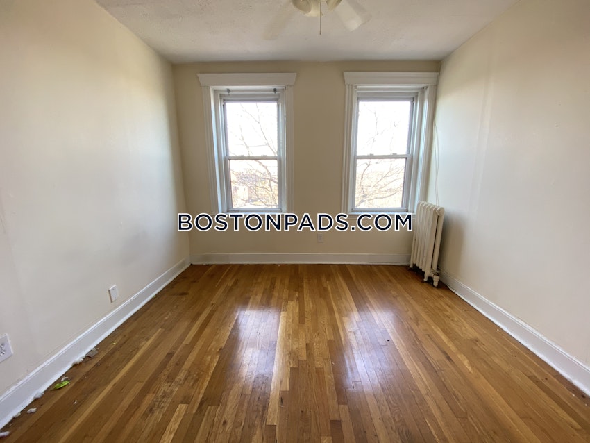 BROOKLINE- BROOKLINE VILLAGE - 1 Bed, 1 Bath - Image 4