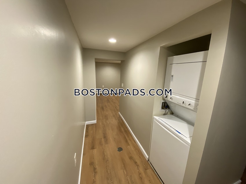 NEEDHAM - 2 Beds, 2 Baths - Image 8