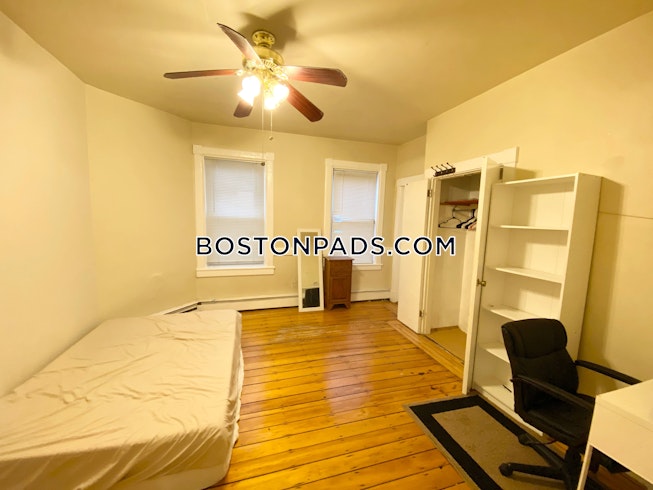 Roxbury Crossing - $4,500+ /mo