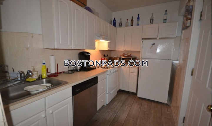brookline-4-beds-1-bath-boston-university-6150-8027157 