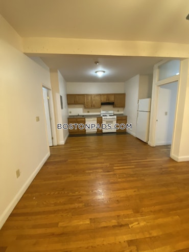 Boston - 4 Beds, 2 Baths