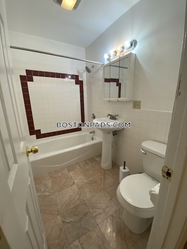 Boston - 4 Beds, 2 Baths