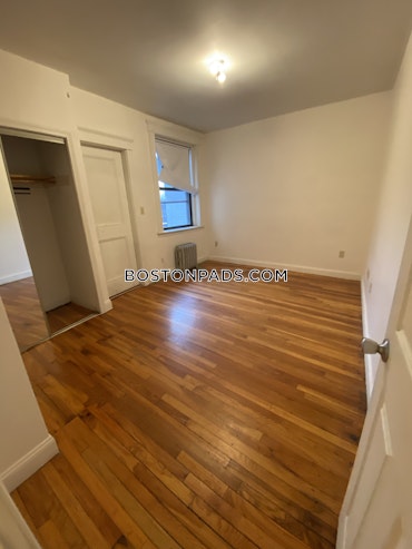 Boston - 4 Beds, 2 Baths