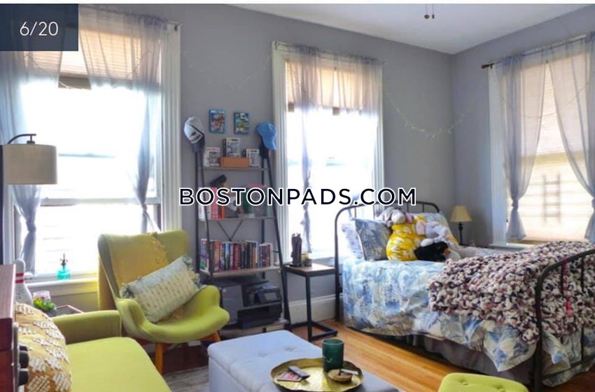 BOSTON - MISSION HILL - 3 Beds, 1 Bath - Image 1