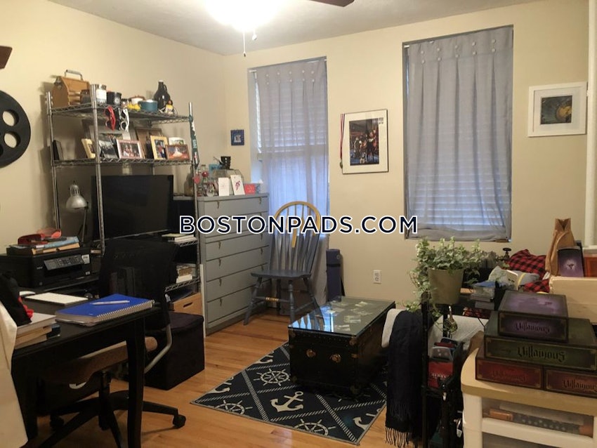 BOSTON - NORTH END - 1 Bed, 1 Bath - Image 2