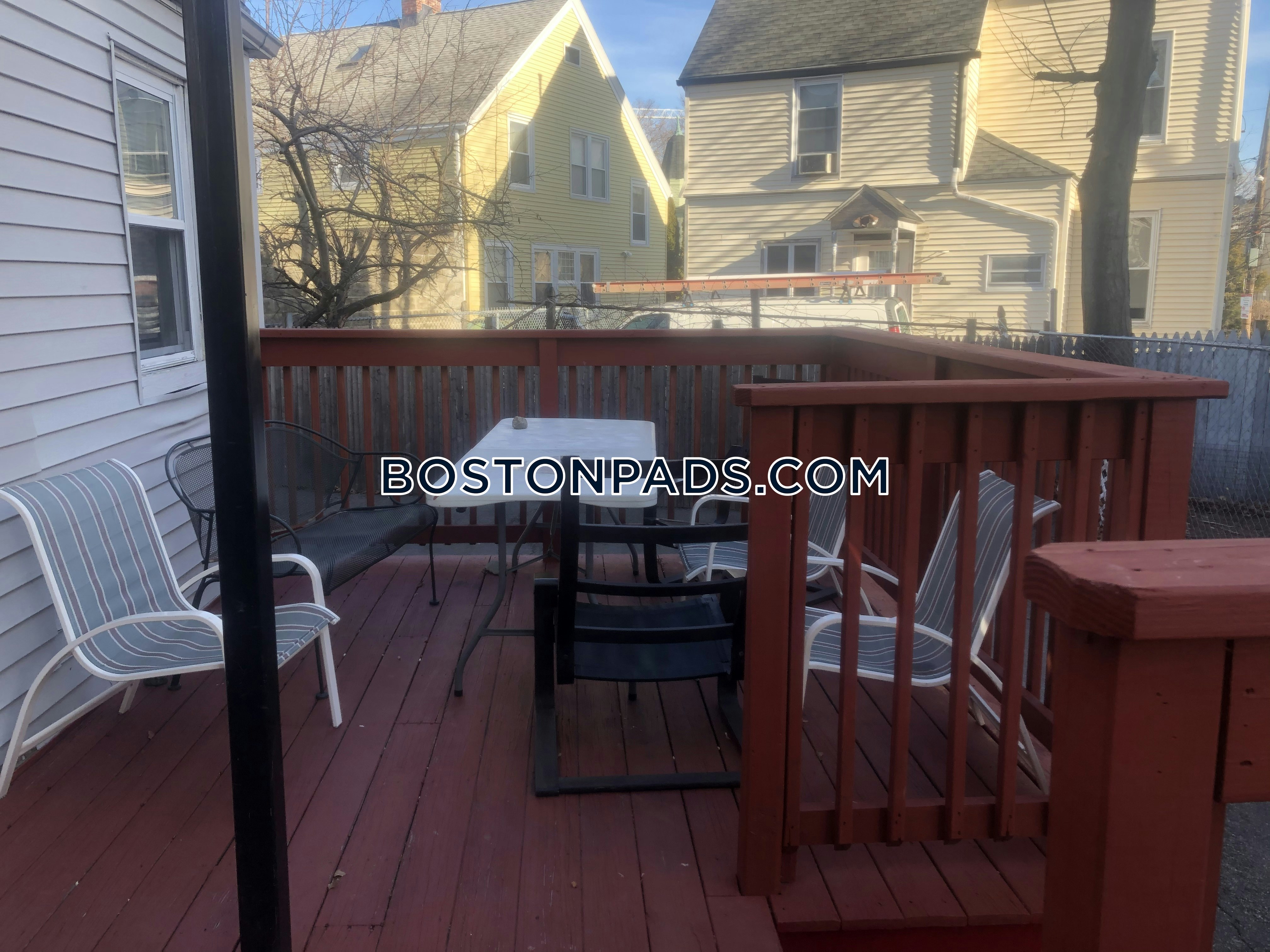 Boston - 5 Beds, 3 Baths
