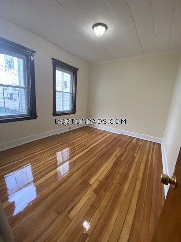 Boston - 4 Beds, 2 Baths