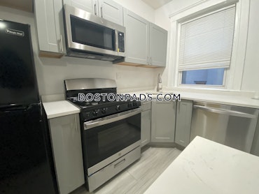 Boston - 2 Beds, 1 Baths