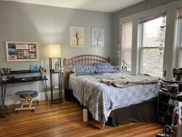 Boston - 3 Beds, 2 Baths