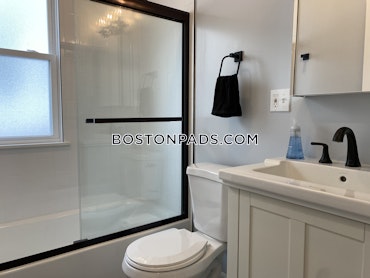 Boston - 4 Beds, 2 Baths