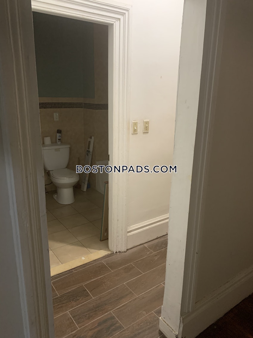 BOSTON - ROXBURY - 2 Beds, 1 Bath - Image 2